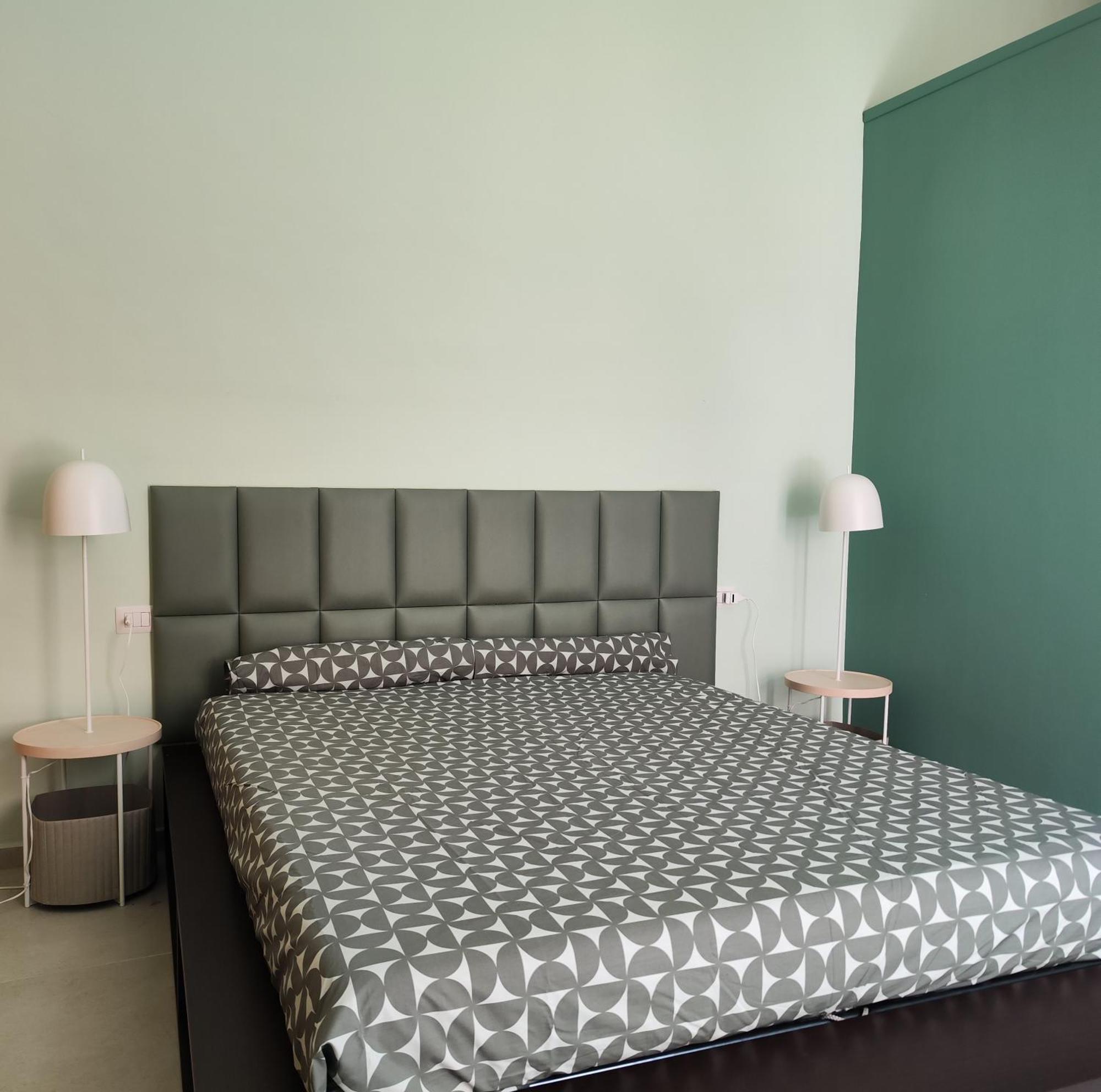 Mistral130 Apartment Bari Bagian luar foto