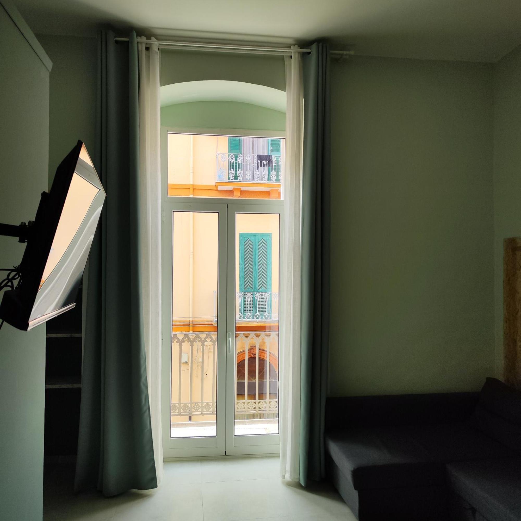 Mistral130 Apartment Bari Bagian luar foto