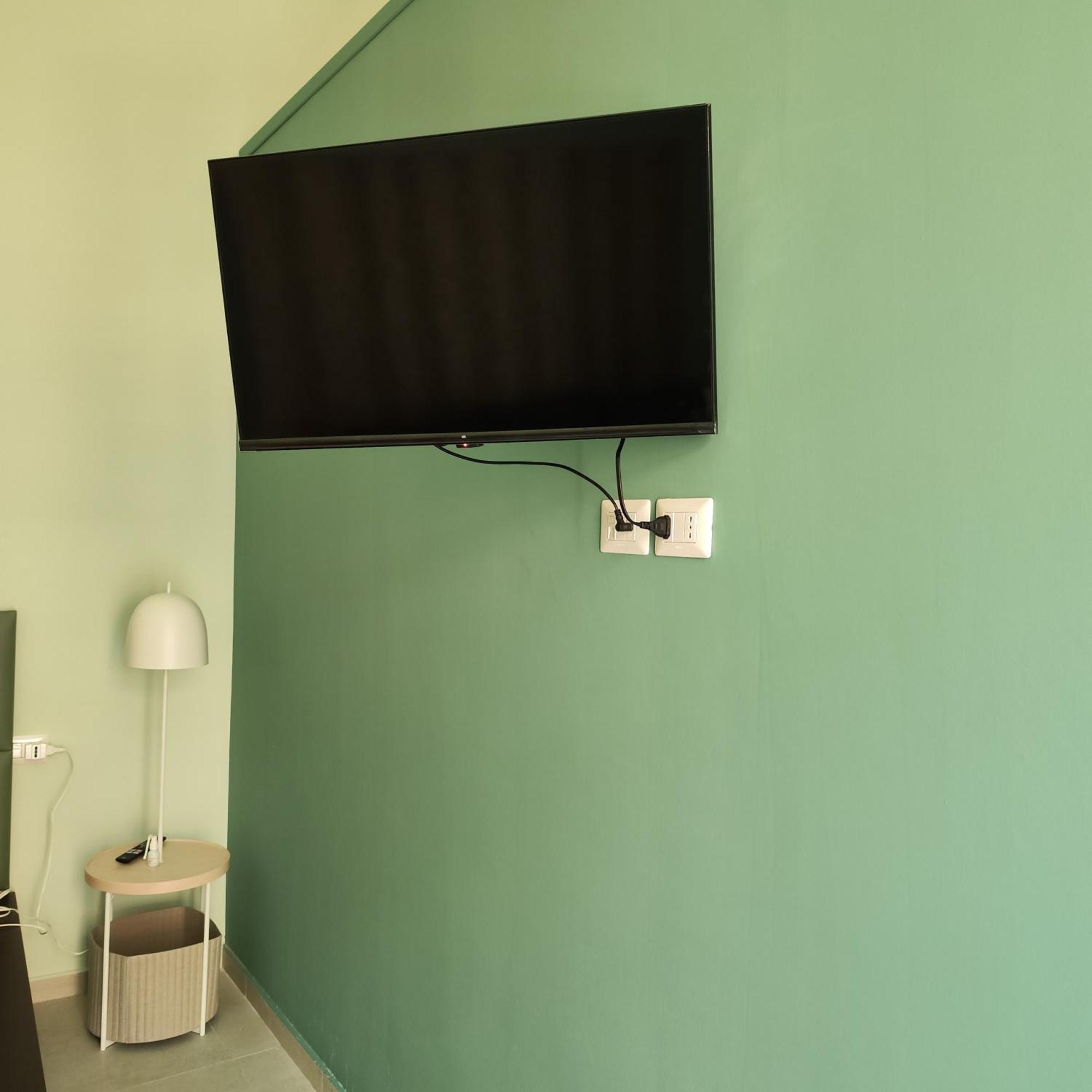 Mistral130 Apartment Bari Bagian luar foto